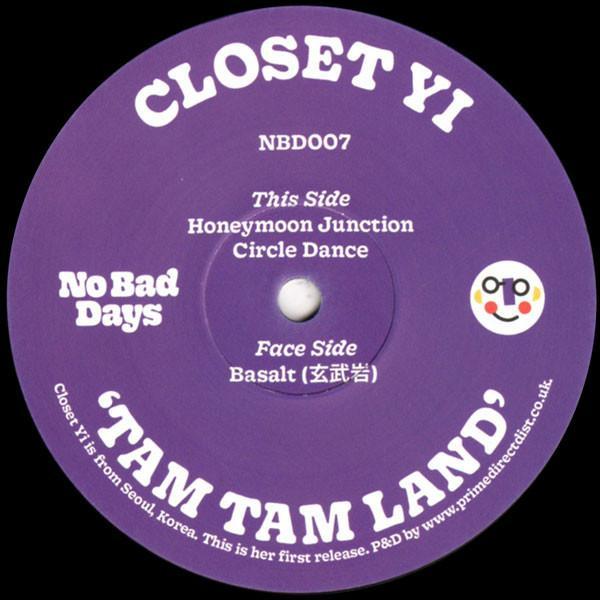 Closet Yi - Tam Tam Land